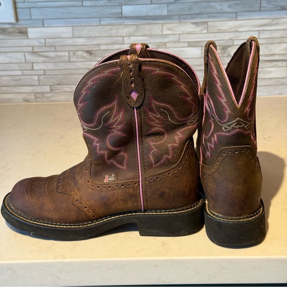 Justin Gypsy Brown Leather Embroidered Pull On Western Boot Size 8.5 B L9903 - Picture 4 of 12